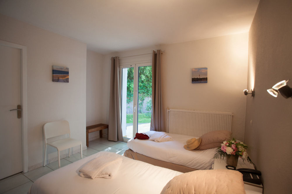 Hotel La Ferme D'En Chon ビスカロッス エクステリア 写真