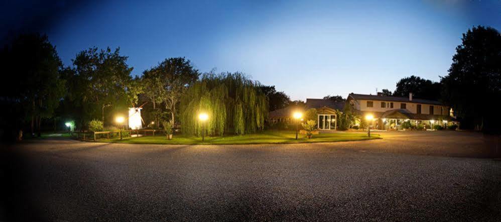 Hotel La Ferme D'En Chon ビスカロッス エクステリア 写真