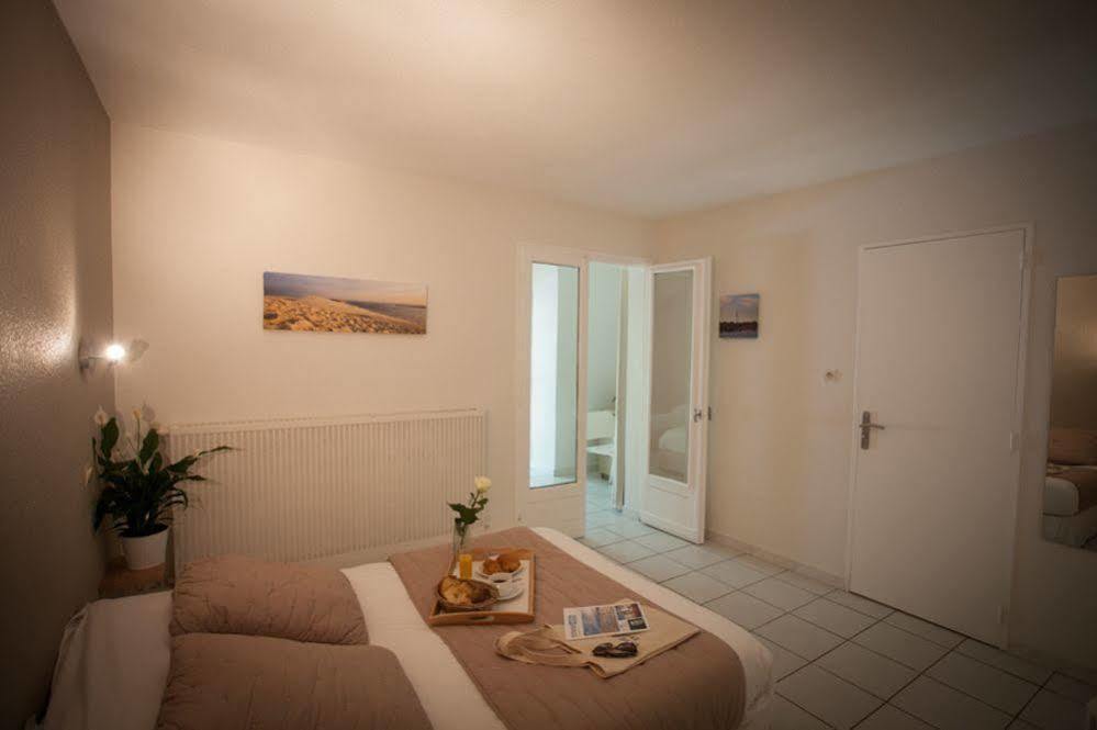 Hotel La Ferme D'En Chon ビスカロッス エクステリア 写真